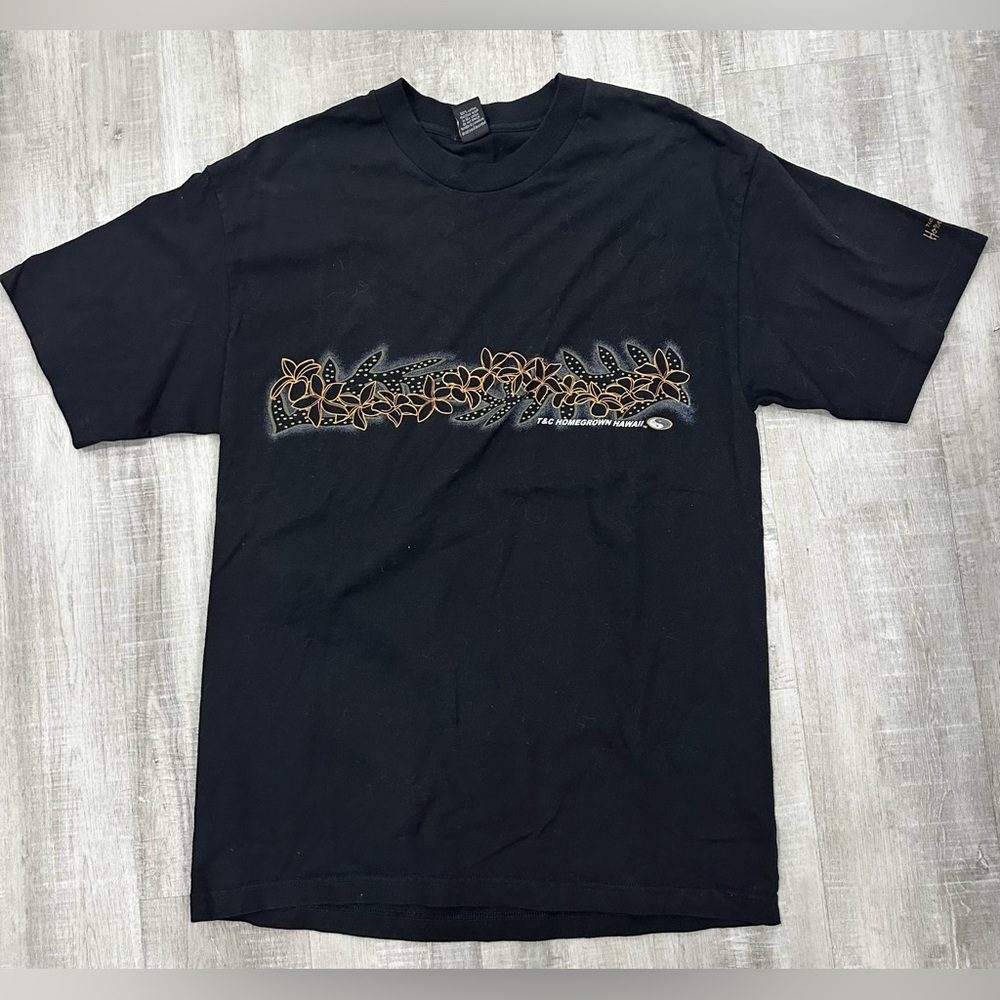 Vintage T&C Surf Designs Hawaii T-Shirt Black Floral Graphic Made in USA Size L